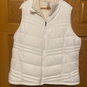 Time and Tru Cream Quilted Vest